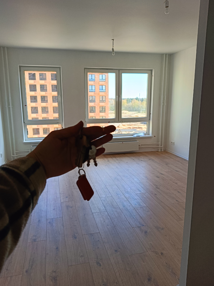 Долгожданные ключи! Ждать их пришлось целых полтора года. 