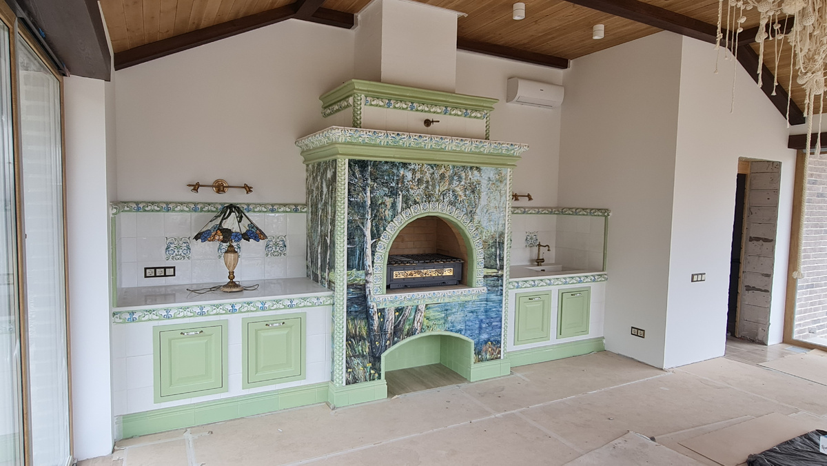 © Печная Грамота, Изразцовый мангальный комплекс: роскошь и функциональность