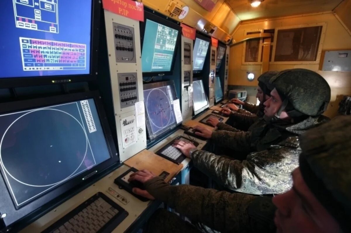    Кравченко: около Новороссийска отражают атаки БПЛА и безэкипажных катеров