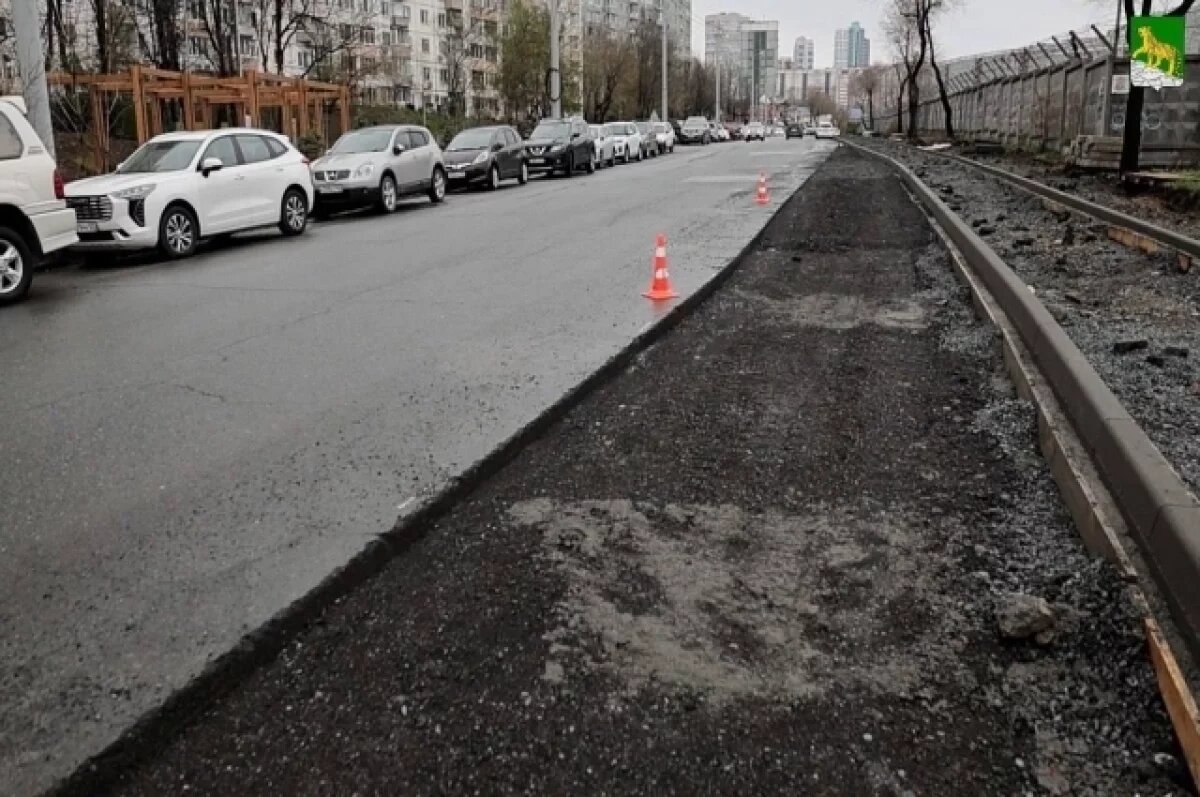    Он также подчеркнул, что проектом предусмотрено две полосы для движения, парковка транспорта по обеим сторонам дороги, а также тротуары