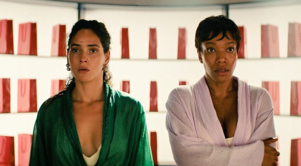 Кадр из фильма "Подай знак"