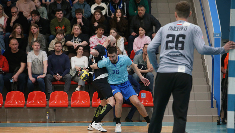    Ставропольские «викторианцы» в Санкт-Петербурге уступили гандболистам «Зенита» Фото: ГК «Зенит»