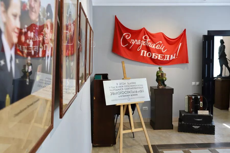 Фронтовые реликвии Победы представили на выставке в Архиерейском подворье Сергей Кулыгин, "БР"   📷