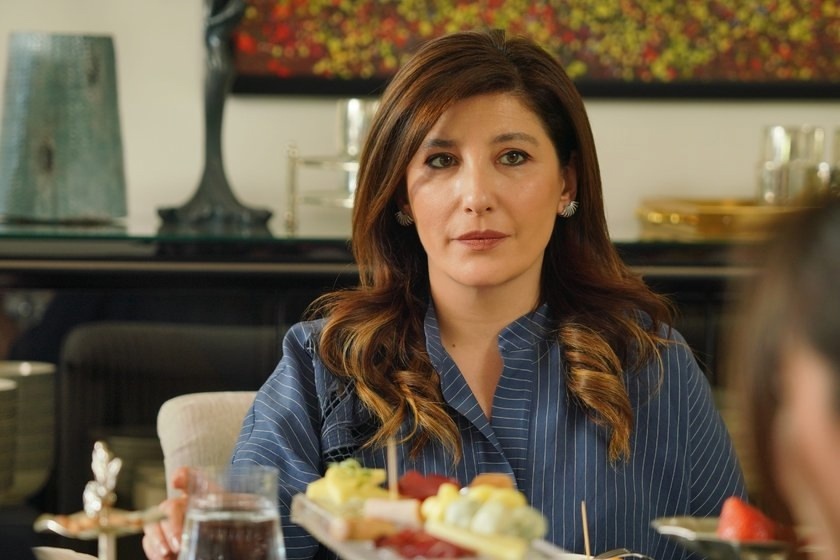 Кадры из сериала «Клюквенный щербет». Источник: https://www.showtv.com.tr/