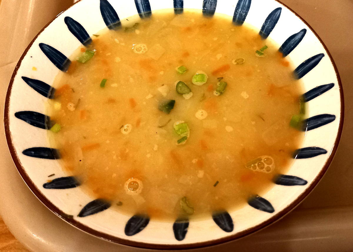 Постный гороховый суп Высоко-Петровский монастырь. Москва Фото апрель 2025 