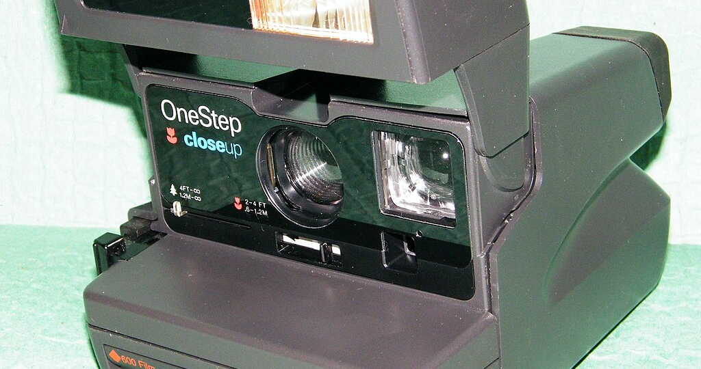 Вспомним Polaroid – в чем была его уникальность?