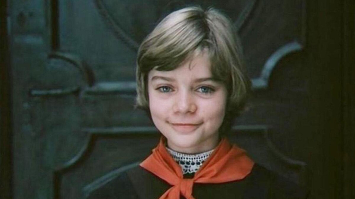    Кадр из фильма «Гостья из будущего», реж. Павел Арсенов, Киностудия им. М. Горького, 1984