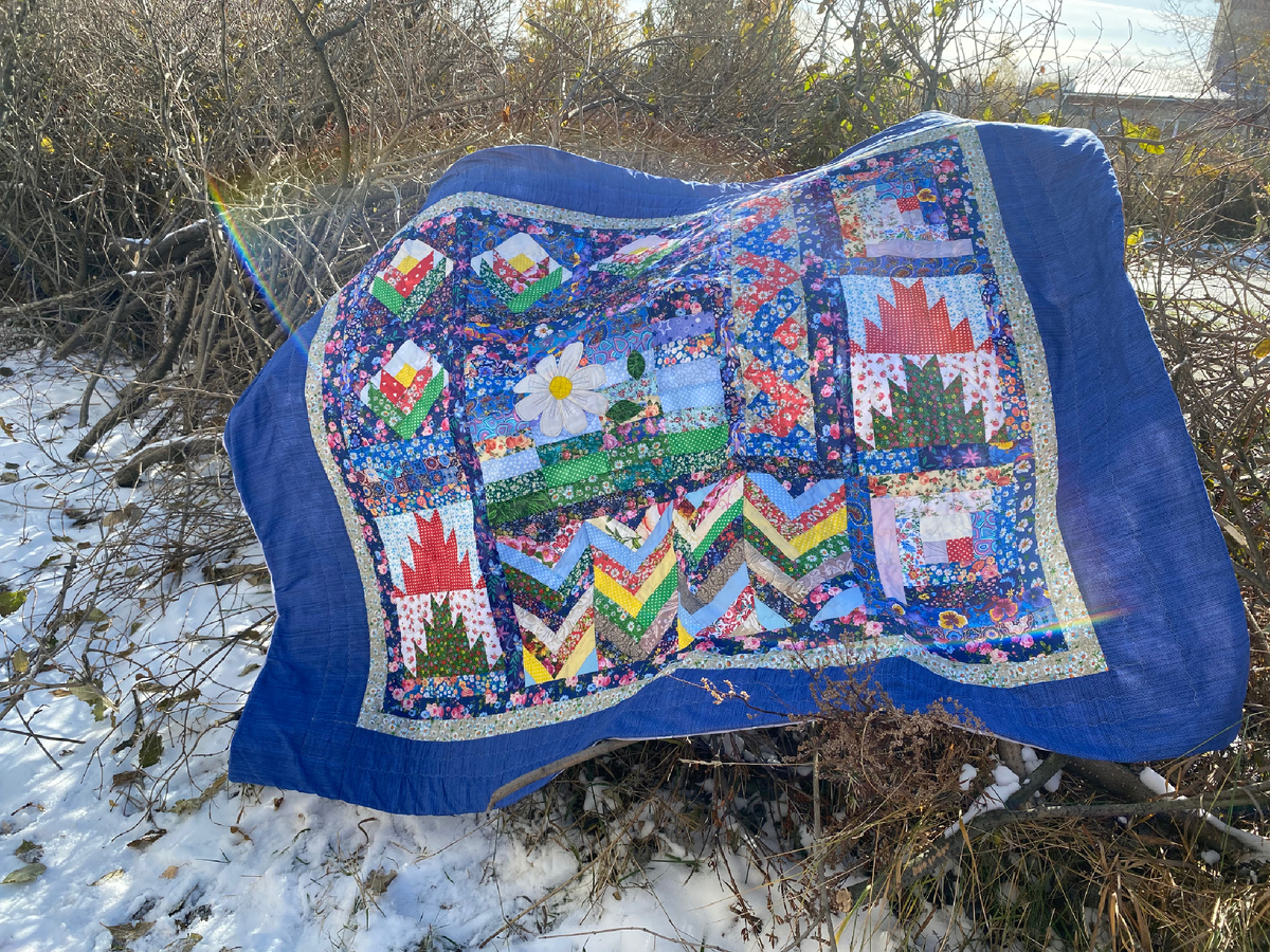 Лоскутное одеяло - «сэмплер», собрано из учебных блоков 