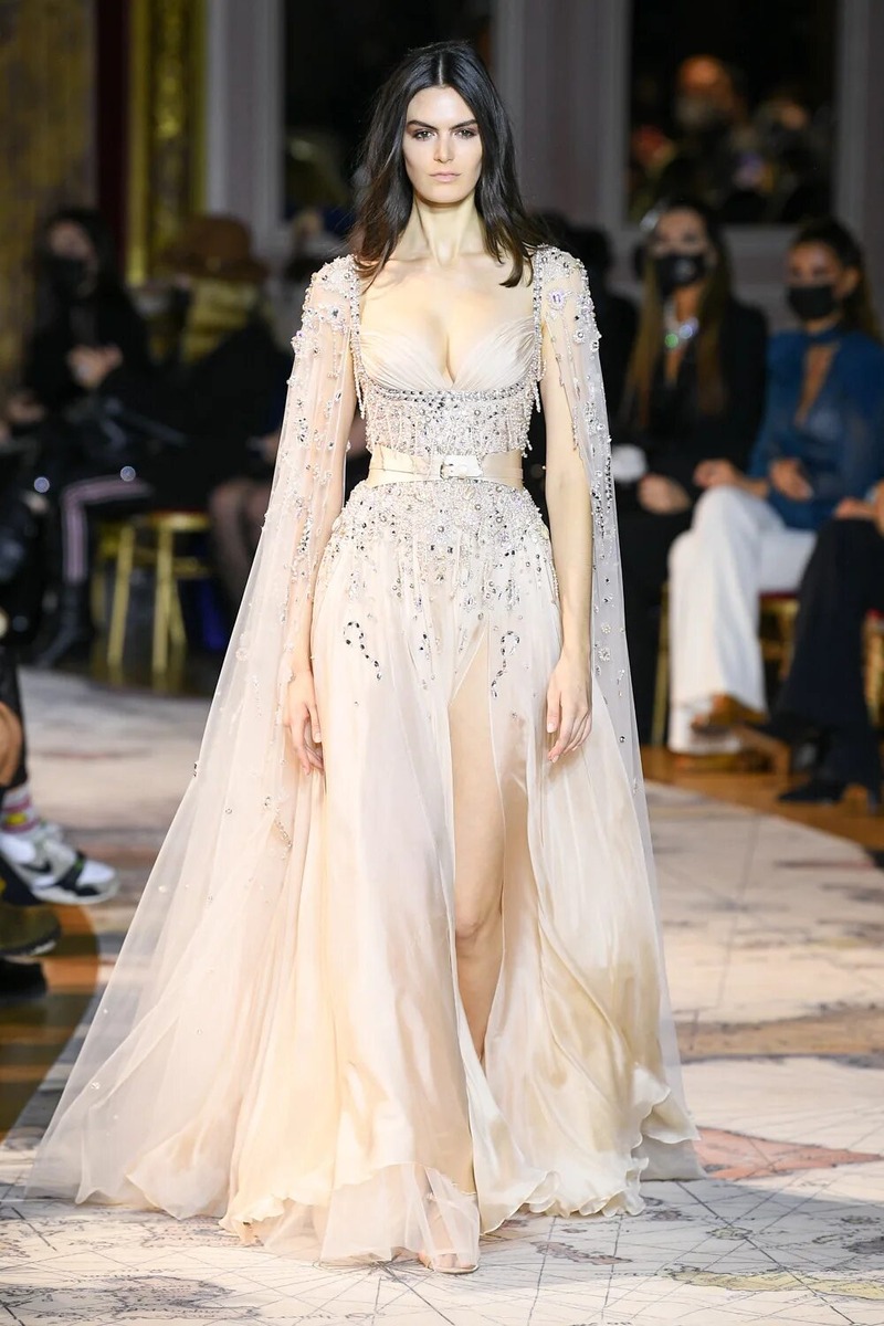 Показ Zuhair Murad, 2022