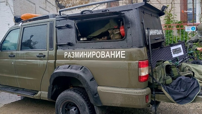    Помимо поезда, экспозиции представлены и на перроне Фото: Дарья Куличенко / / ИА «Победа26»