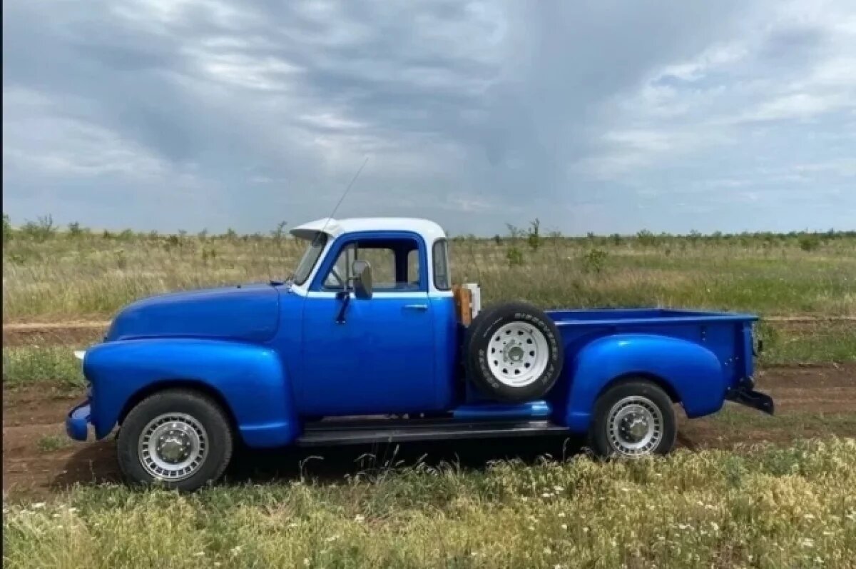    Потому что надоел - в Оренбурге за 7 млн продают редкий пикап Chevrolet