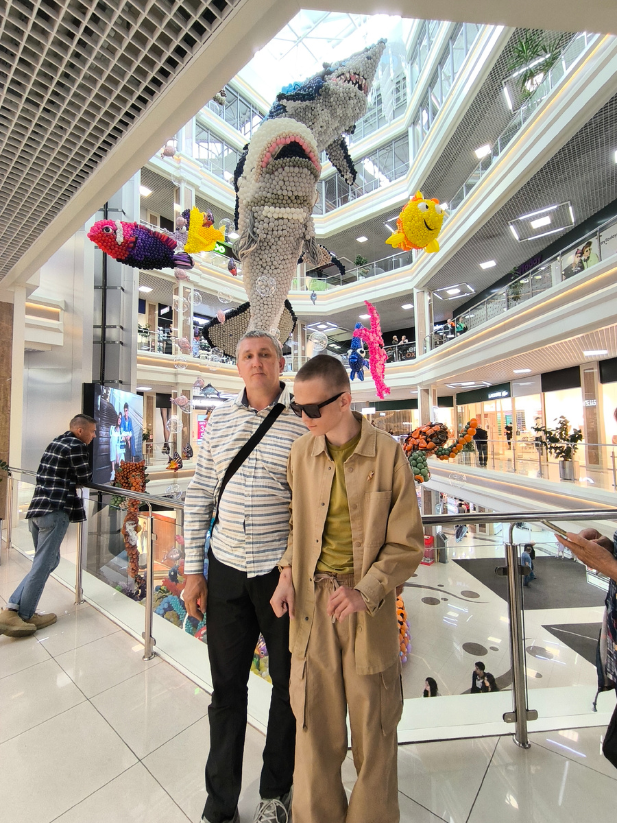 Мы, кстати, тоже гуляли, но на набережную не решились пойти 