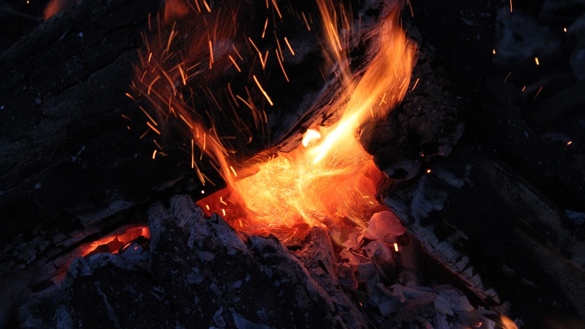 Костер. фото яндекс.