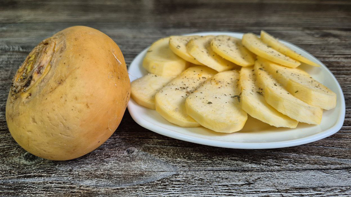 Репа на моей тарелке. С адыгейской солью — идеально к мясу!
