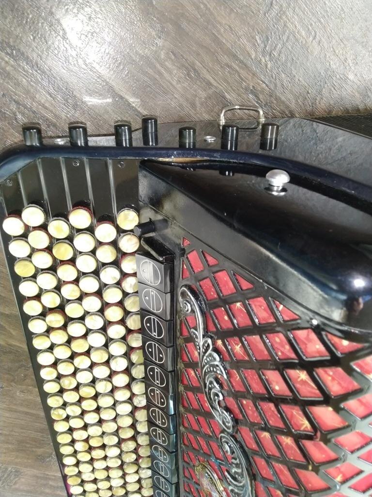 Клавиатурный механизм баяна БОЯН