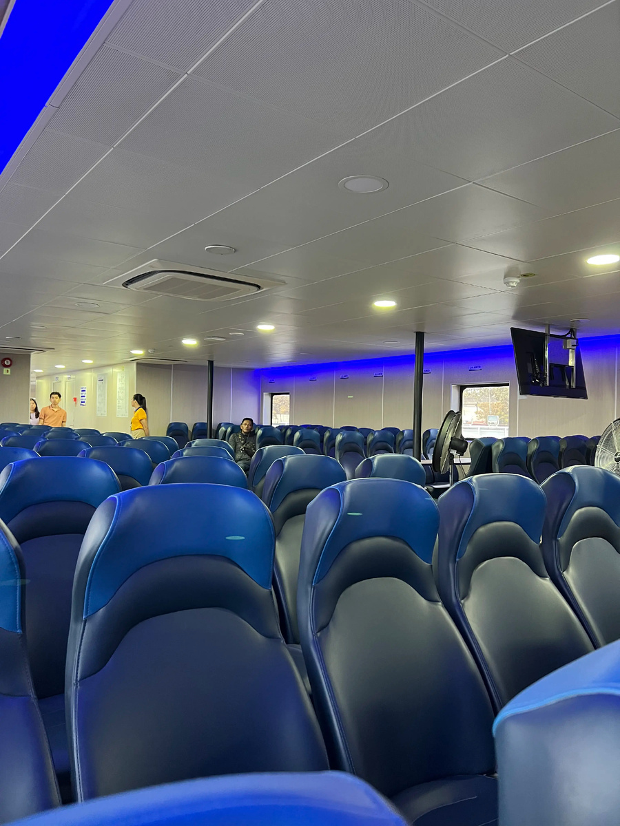 Паром из Себу в Бохол