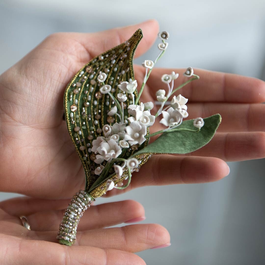 Брошь-ландыши "Весенняя капель" - дизайнер Полина Кузнецова (МК есть в клубах)