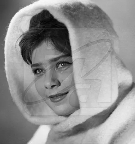 Лариса  Голубкина