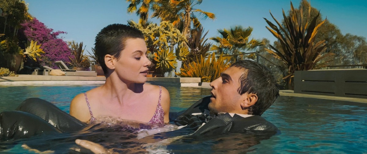 «Джун и Джон», кадр из фильма