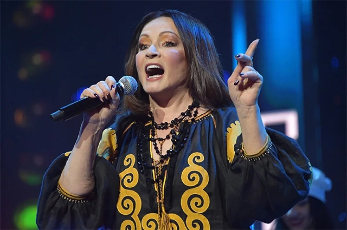    Возможно, квартиру так долго не покупали из-за высказываний Ротару против России.