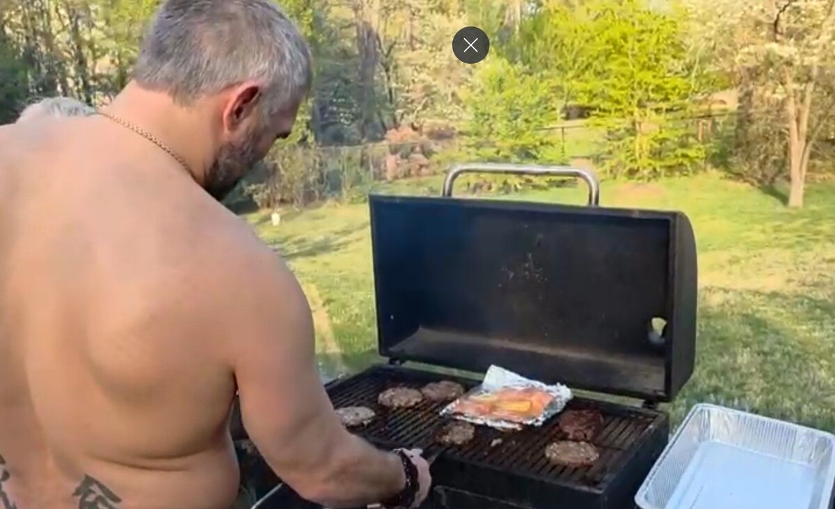     / Источник: Кадр из видео