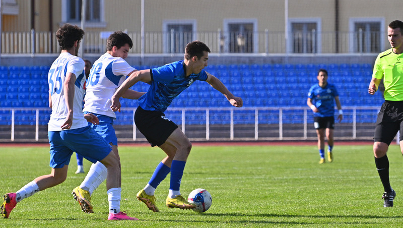    Футболисты «Динамо» в Ставрополе одолели гостей из Махачкалы Фото: ФК «Динамо»