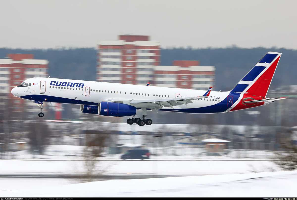 Ту-204 авиакомпании Cubana de Aviacion. Источник фото: https://russianplanes.net/id325136