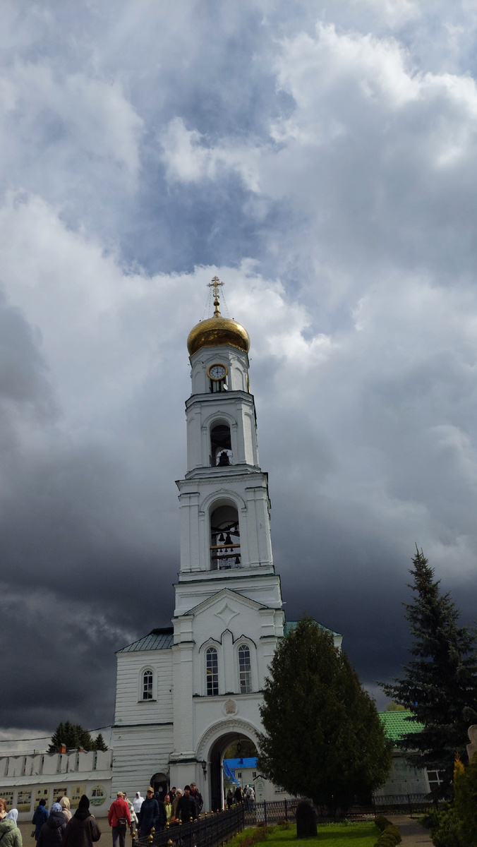 Религиозная организация «Раифский Богородицкий мужской монастырь Казанской Епархии Русской Православной Церкви (Московский Патриархат). Фото автора.