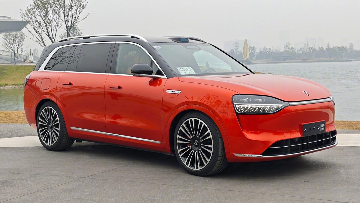 источник: https://top-tuning.ru/avtonovosti/2023/12/26/aito_m9_ot_huawei_zapuschen_v_kitae_po_tsene_65_750_dollarov_ssha/