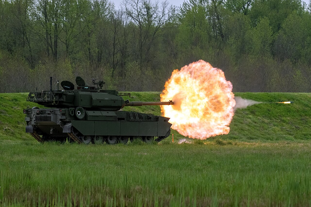 M10 ведет огонь