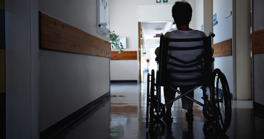 "11 000 вместо 1200: Как с 2025 года каждый родственник инвалида может получить повышенную выплату (даже если вы не родитель)"