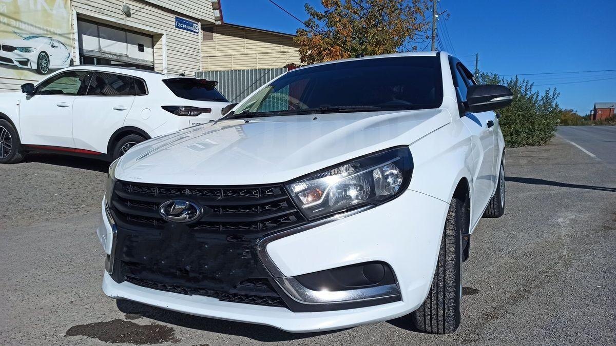 Lada Vesta