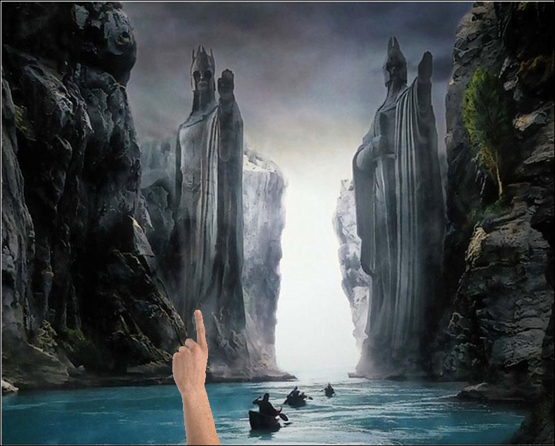 Древние Короли. Фродо показывает Сэму на статую