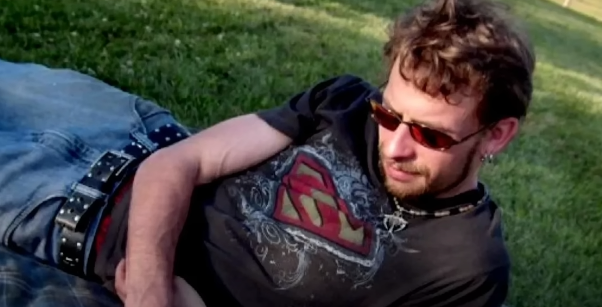 Алан, парень Лизы. Реальное фото.