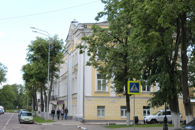 Эвакогоспитали №№ 1086, 2430
г. Ярославль, ул. Революционная, 5, Ныне в здании размещается Ярославский государственный медицинский университет