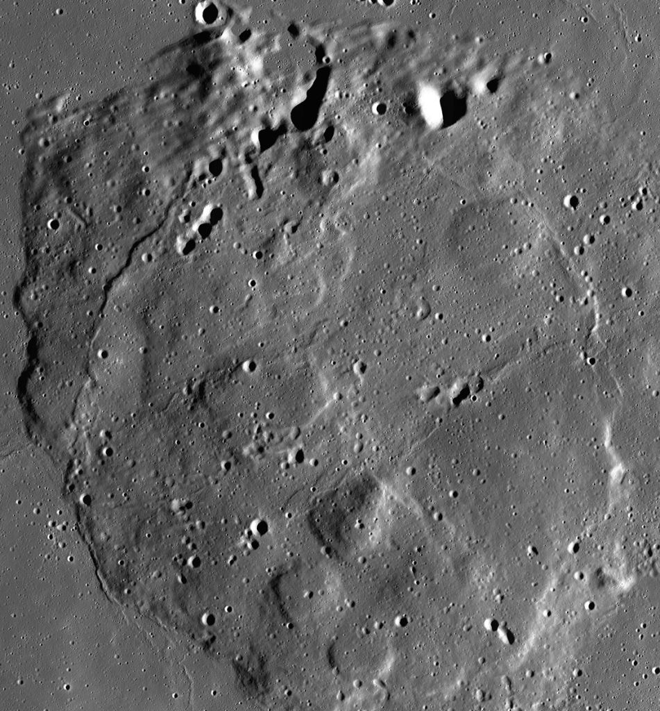 Гора Рюмкера. Снимок был сделан аппаратом LRO. Источник: NASA/GSFC/Arizona State University