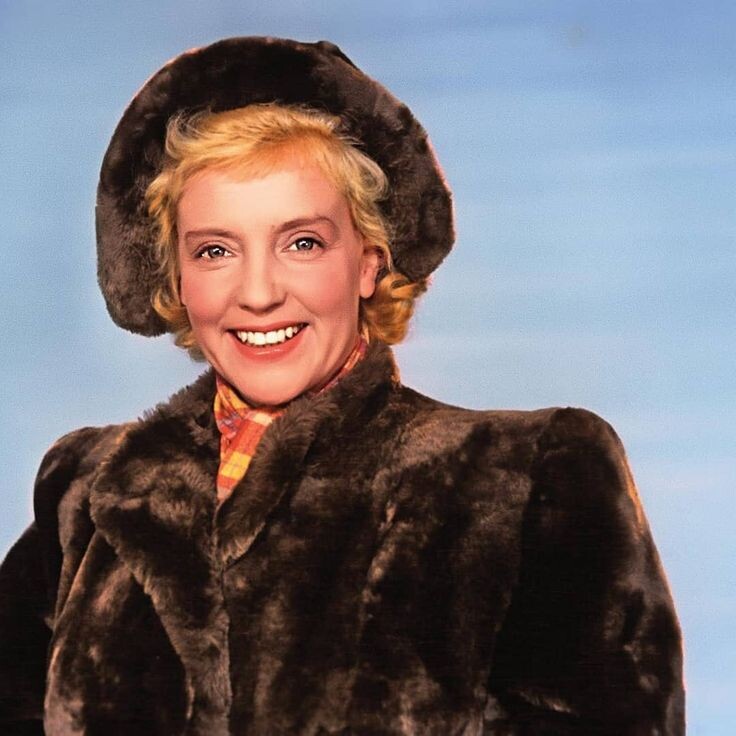 Марина Ладынина