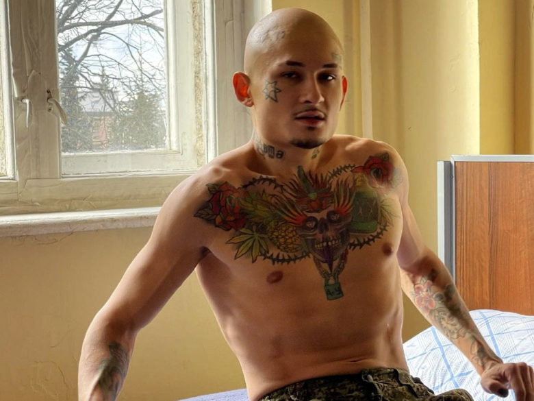 Голый проходимец