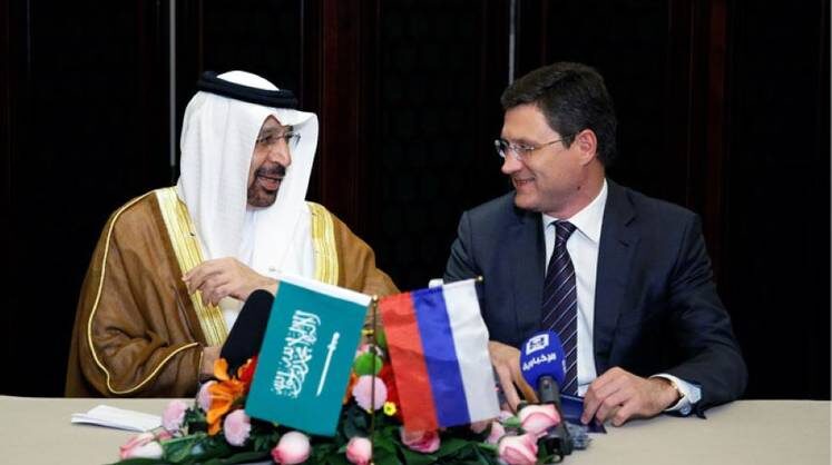    PHOTOBANK Министр нефти Саудовской Аравии Халид аль Фалих и Александр Новак. Архивное фото