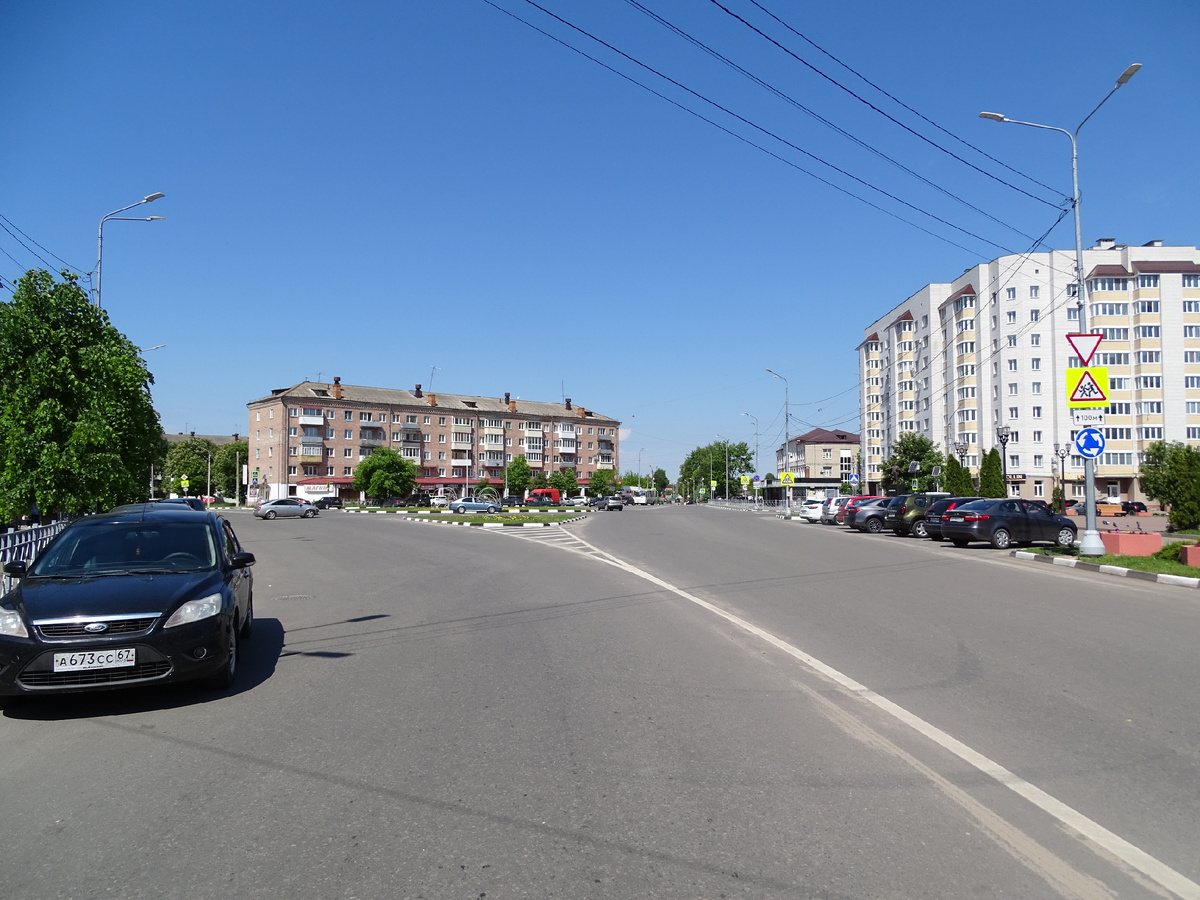 Общий вид города. Площадь Ленина