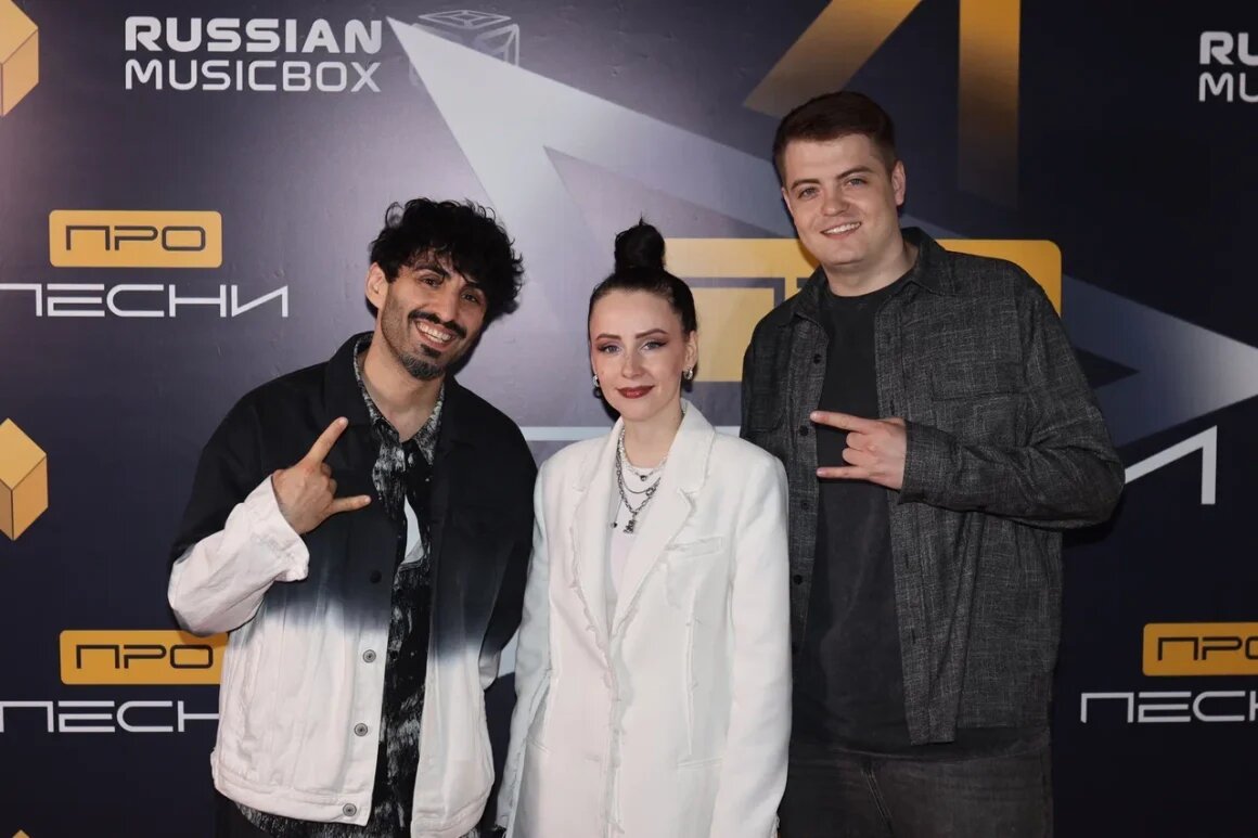    Keneli & Zhiro Freedom Strength Beauty