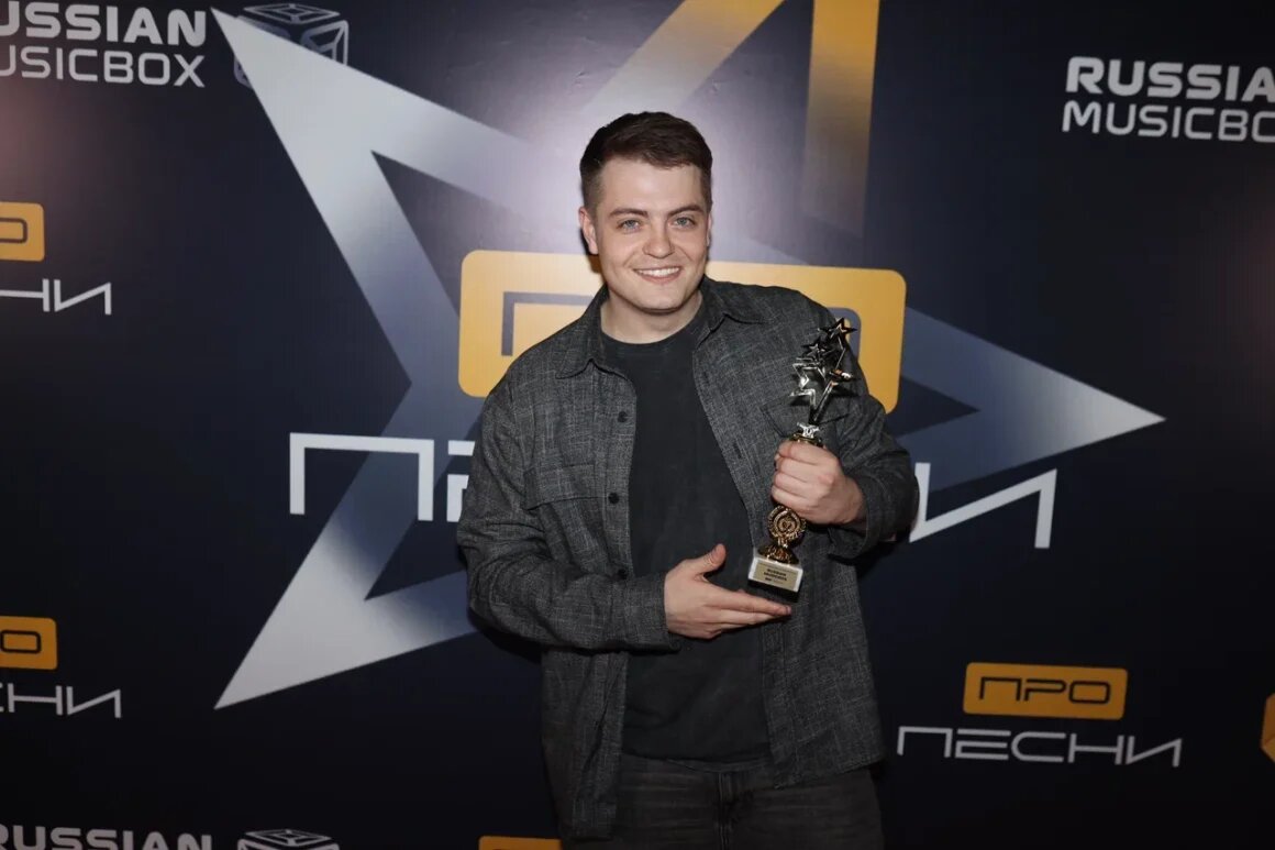    PALLY Freedom Strength Beauty