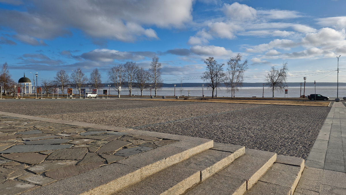 Набережная