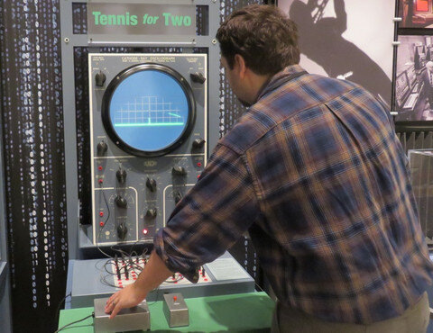 Историческая реконструкция или схема "Tennis for Two".