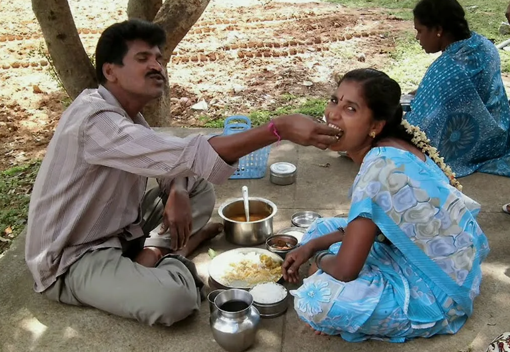 А если дать рис голодному индусу, он просто его съест. И у вас нет доказательств!