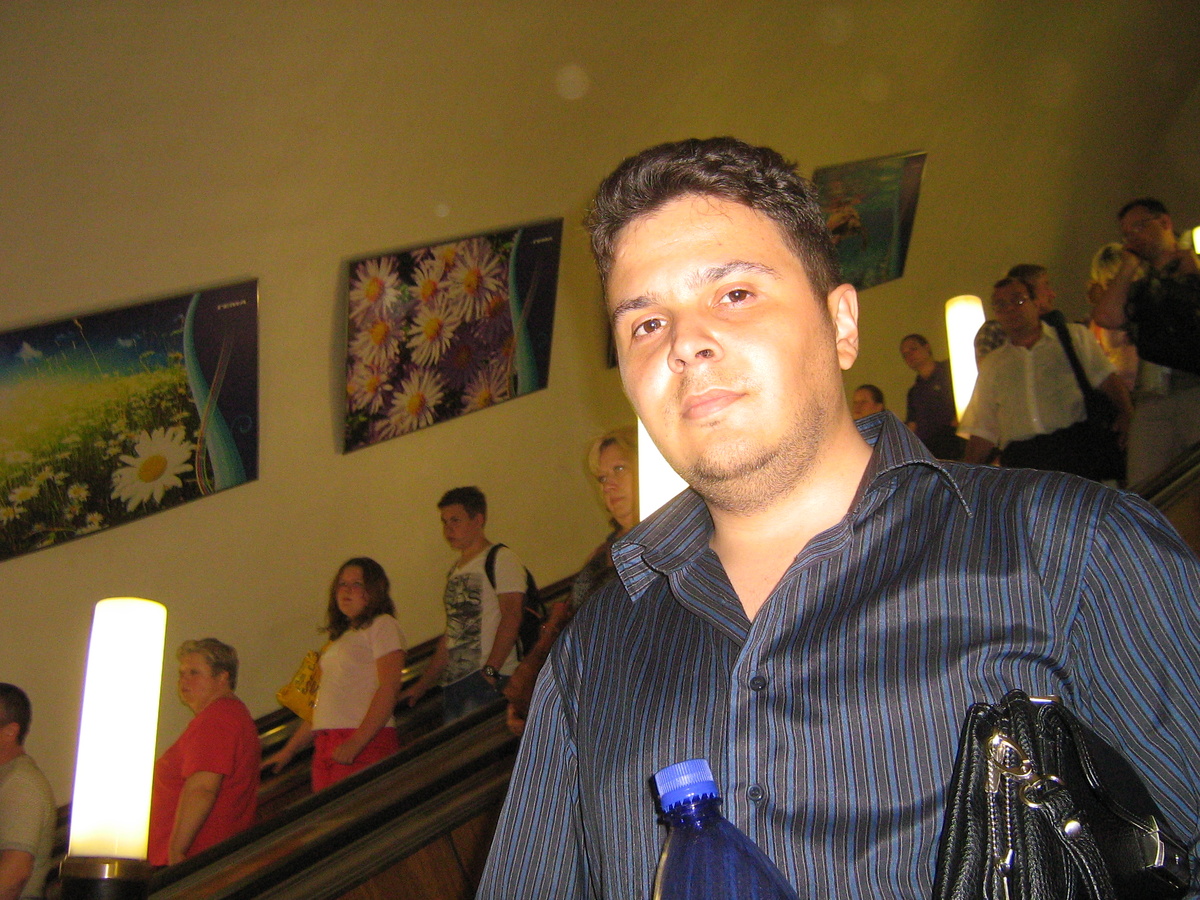 Все то же лицо, ведь был же таким)) еду на собеседование