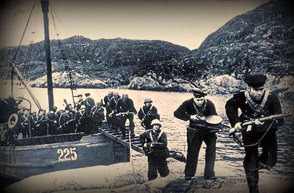  Высадка десанта 1941 год.  Из открытого доступа Интернет