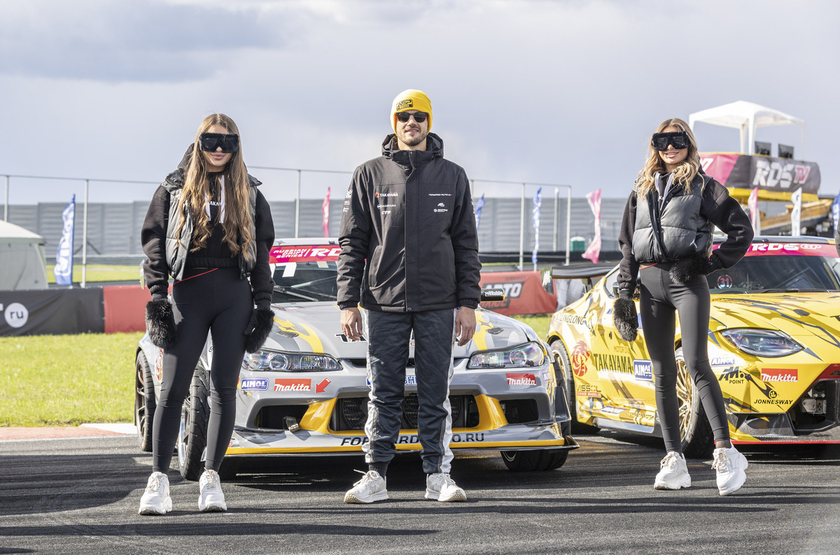    Новые правила — новый состав участников. К пилотам команды Takayama Forward Auto Георгию Чивчяну, Роману Тиводару и Тимофею Добровольскому присоединился Пётр Бородин, мастер спорта международного класса Республики Казахстан.   
Светлана Парфенова