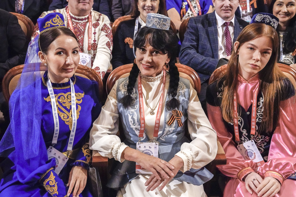    Рассказываем, как в Югре прошел Всероссийский форум национального единства