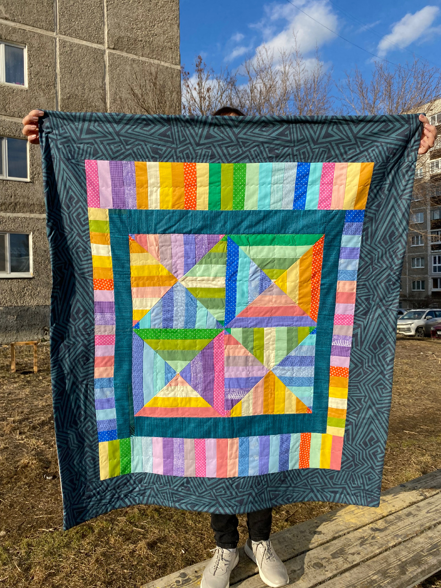 Детское лоскутное одеяло 